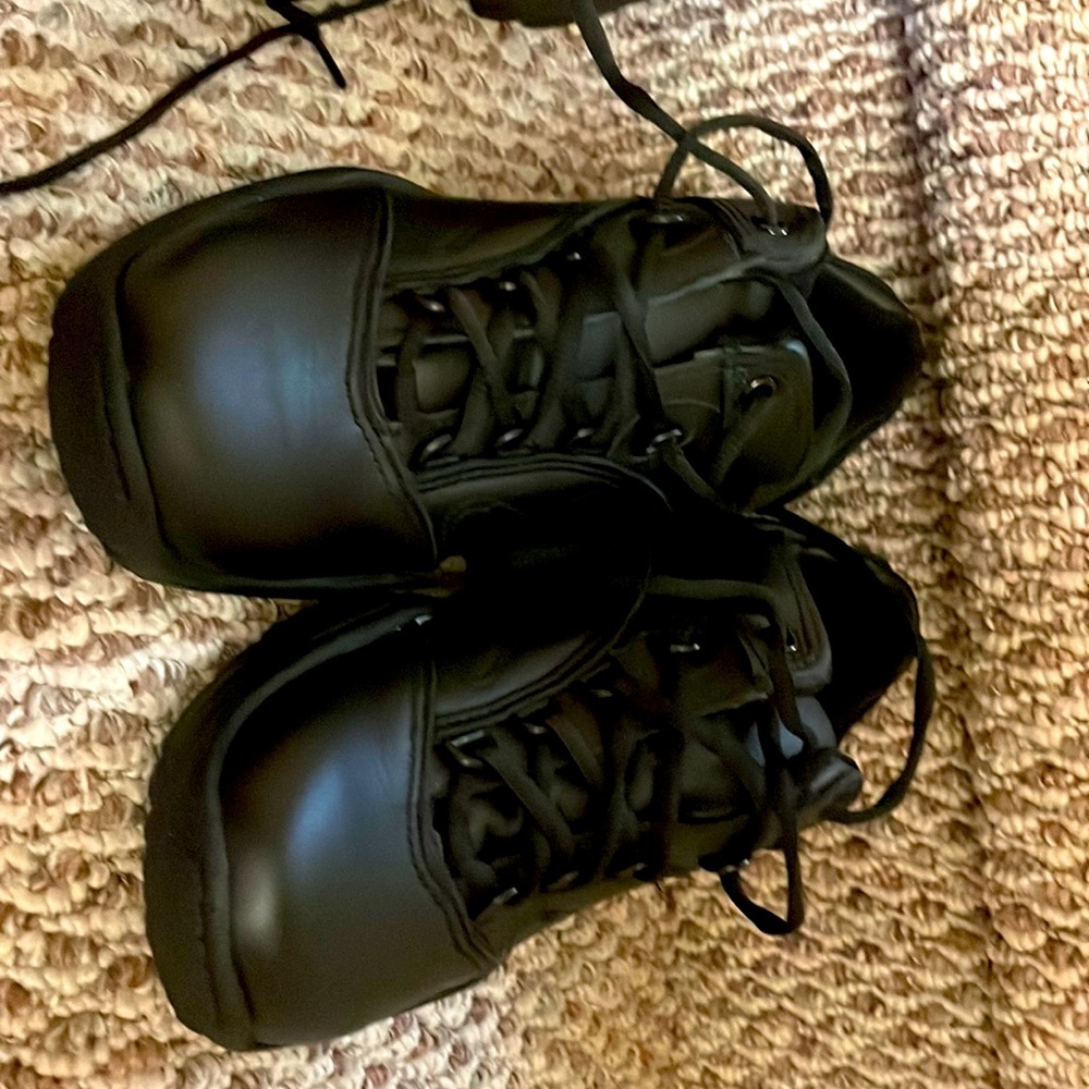 Reebok Work Shoe 7.5 W